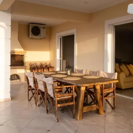 아파트 180 Seaview Lampiri (Peloponnese)