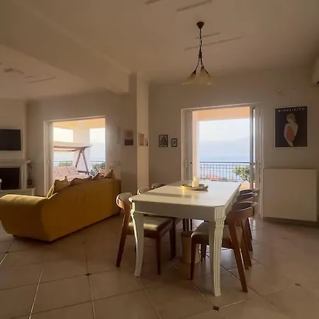 Daire 180 Seaview Lampiri (Peloponnese)