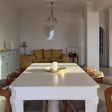 아파트 180 Seaview Lampiri (Peloponnese)