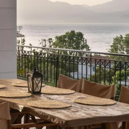 아파트 180 Seaview Lampiri (Peloponnese)