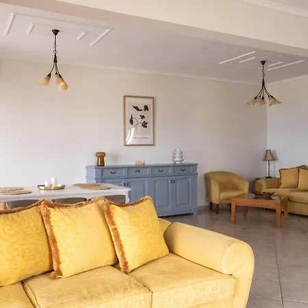 180 Seaview λαμπίρι Lampiri Lambiri Apartment *