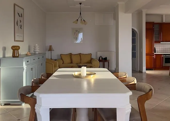 Apartment 180 Seaview Lampiri (Peloponnese)