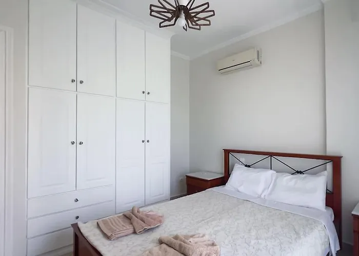 180 Seaview Lampiri (Peloponnese)