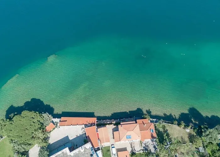 180 Seaview