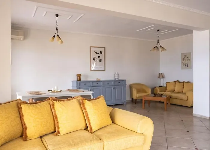 Apartment 180 Seaview Lampiri (Peloponnese)