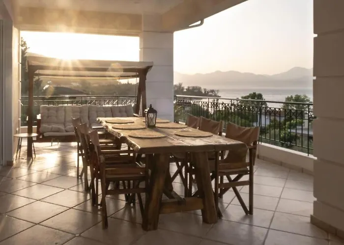 180 Seaview Apartment *